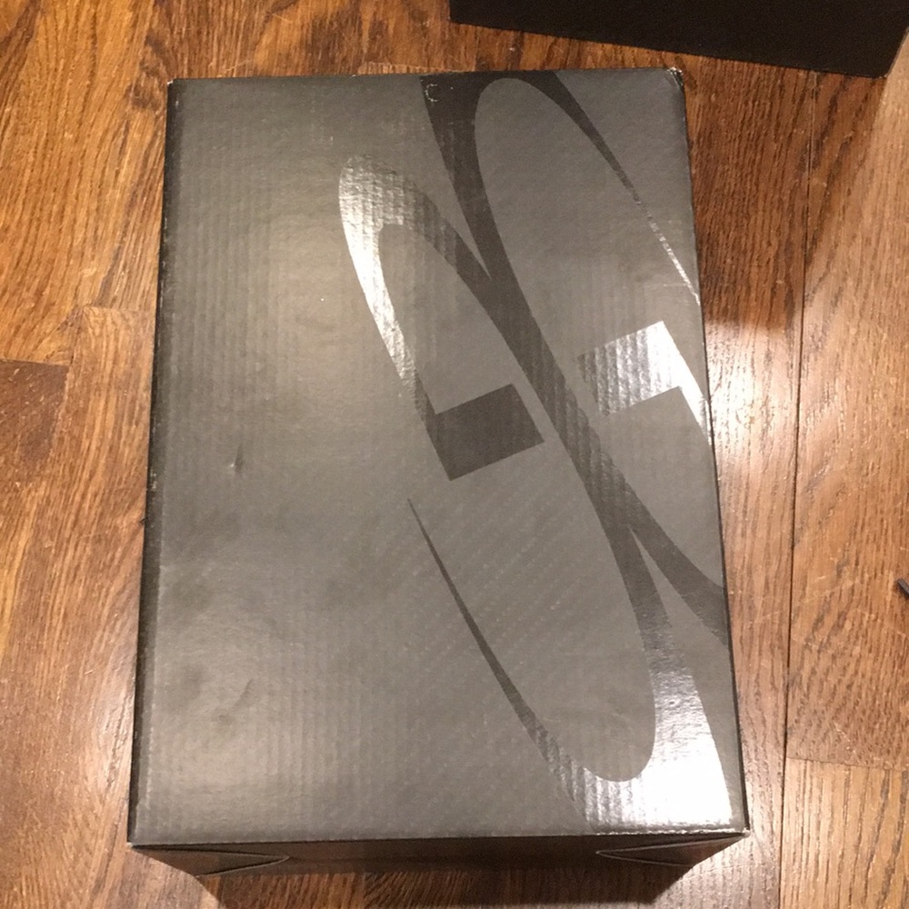 NWT boombah cleats